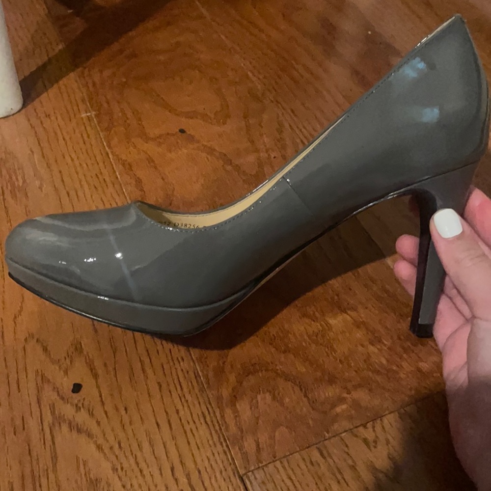 Cole haan gray shiny heels